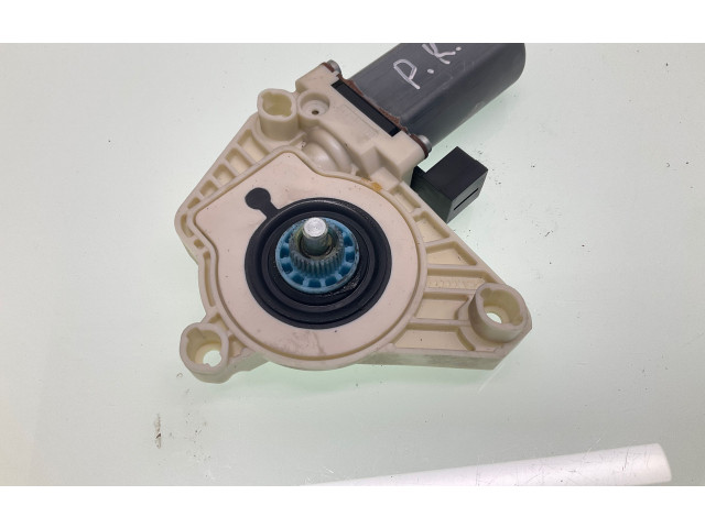 Передний двигатель механизма для подъема окон