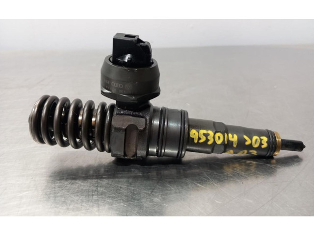 Форсунка 038130073BQ Audi A3 S3 8P