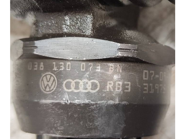 Форсунка 038130073BN    Volkswagen Jetta V  BLS 