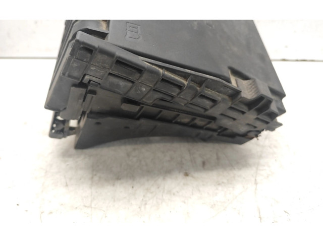 Блок предохранителей 1K0937629A, 1K0937132F Volkswagen Golf Plus