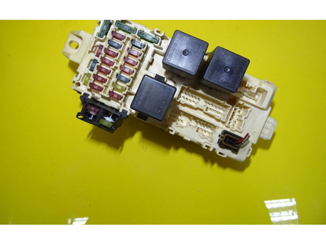 Блок предохранителей MR40589 Mitsubishi Galant