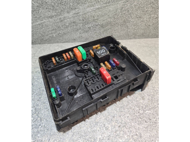   Pojistková skříňka 1K0937800BF, 0827430286   Volkswagen Tiguan 2008