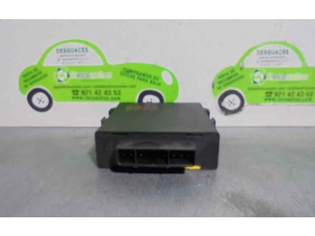 Блок управления 110699C600   Nissan Vanette