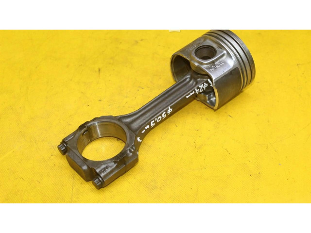 Поршень с шатуном Skoda Fabia Mk1 (6Y)