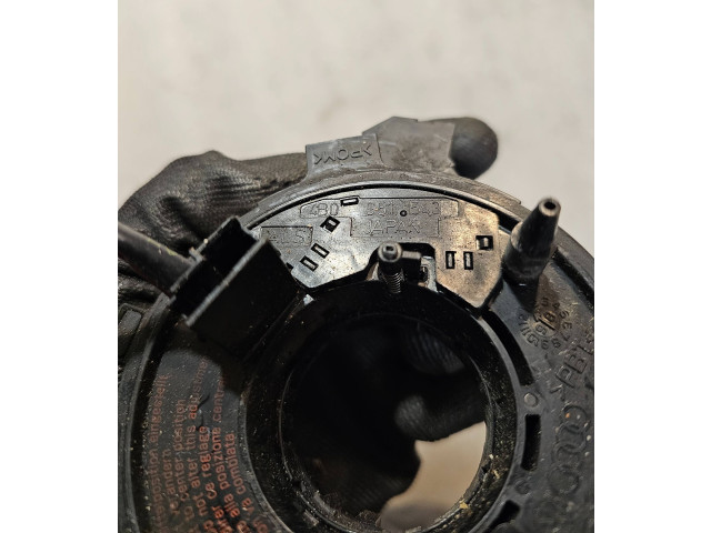 Подрулевой шлейф SRS 4b0951543   Audi A8 S8 D2 4D