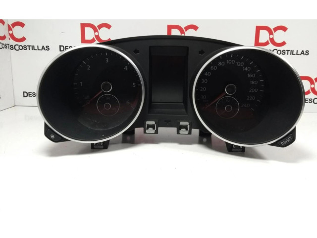 Панель приборов 5K0920870E Volkswagen Golf VI