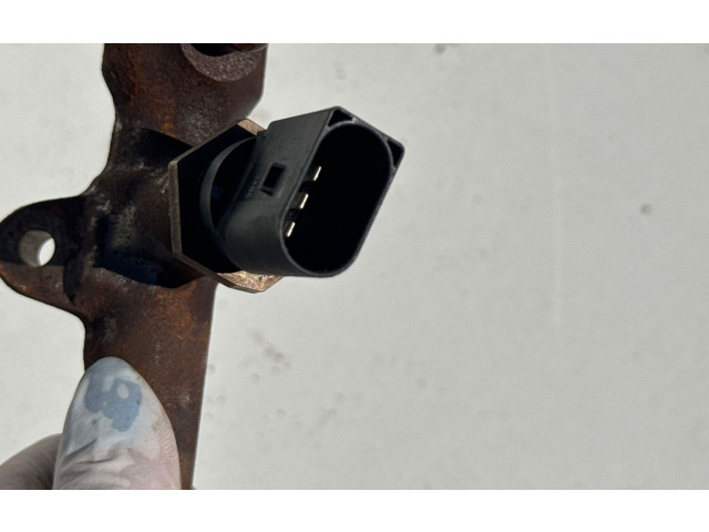 Топливная рампа GK209D280AA, A2C84548600 Ford Transit Custom