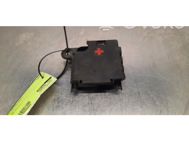 Блок предохранителей 8K0937517B Audi Q5 SQ5