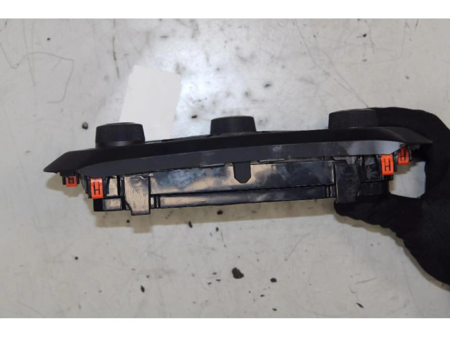 Блок управления климат-контролем    Jeep Renegade