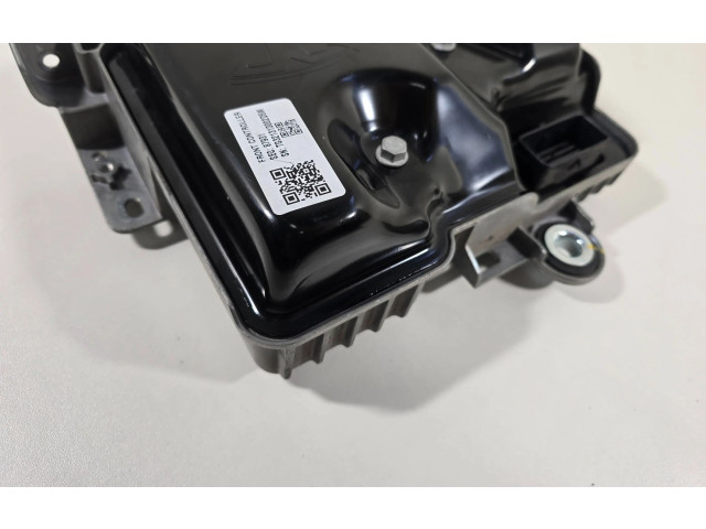 Блок комфорта 1583991-01-C Tesla Model 3