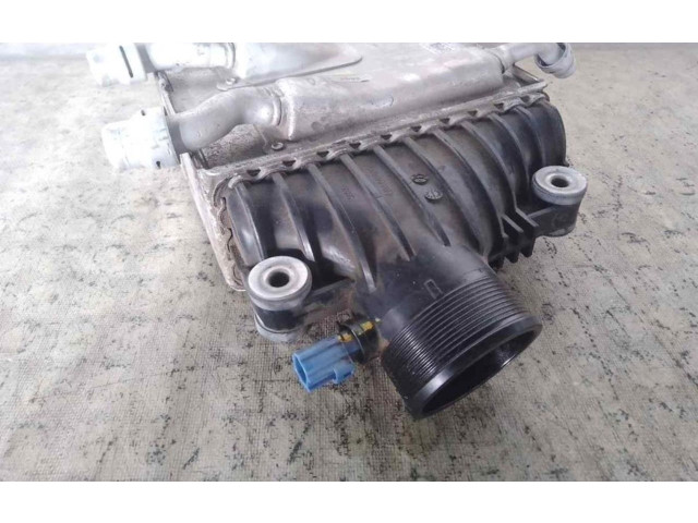 Интеркулер  GX736K775AB   Jaguar XF X250 