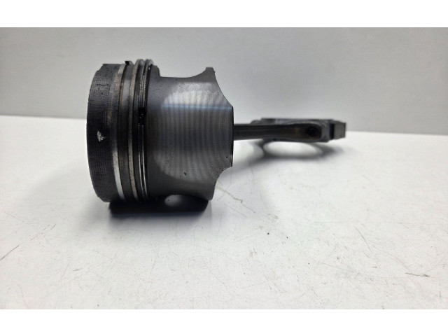 Поршень с шатуном om603.912 A6010302117, 6010302117 Mercedes-Benz E W124