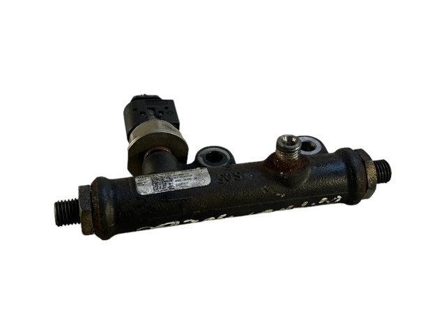 Топливная рампа 4R8Q9C066AA, 5WS40128 Jaguar S-Type 2.7