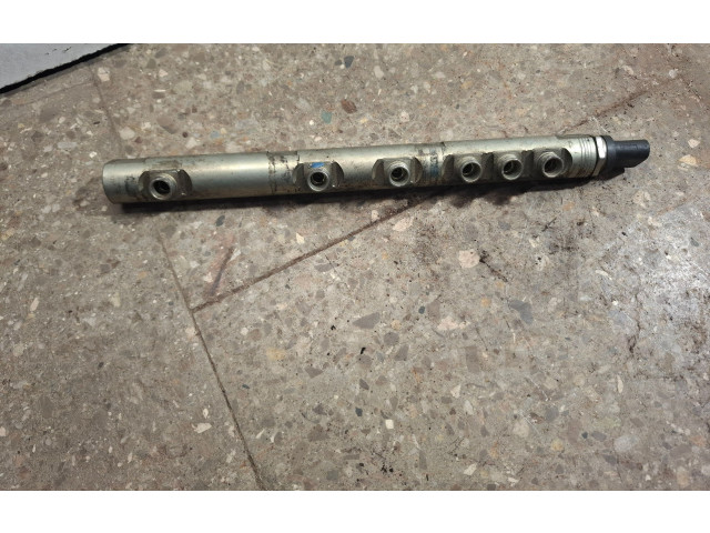 Vstřikovací lišta 779249103, 7792491 BMW 7 E65 E66