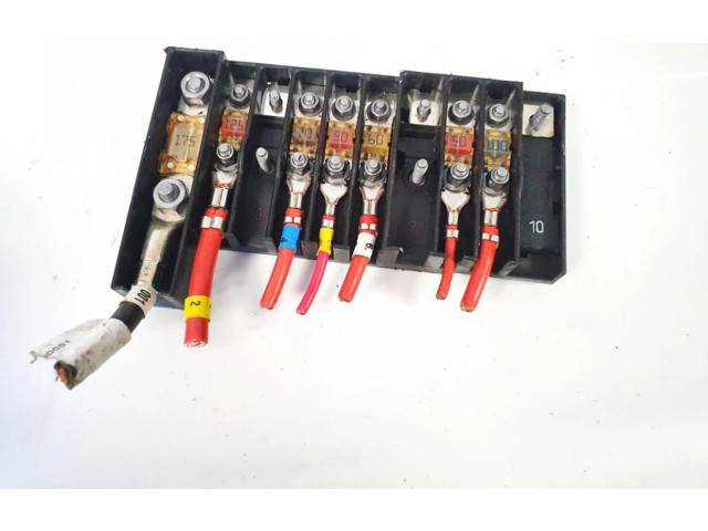   Pojistková skříňka 7h6970187fd, fd1096628   Volkswagen Transporter - Caravelle T5 2008