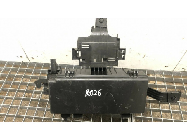   Pojistková skříňka A1665460143   Mercedes-Benz ML W166 2013