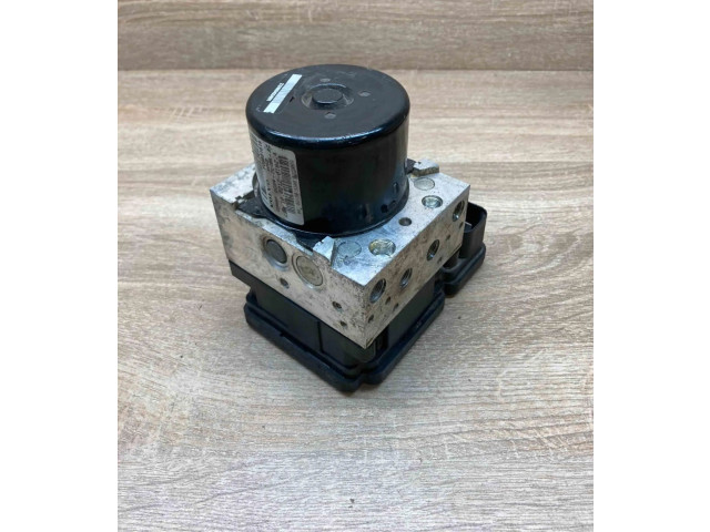 Блок АБС 30681619, 8G9N2C405AC   Volvo  V70  2008 - 2013 года