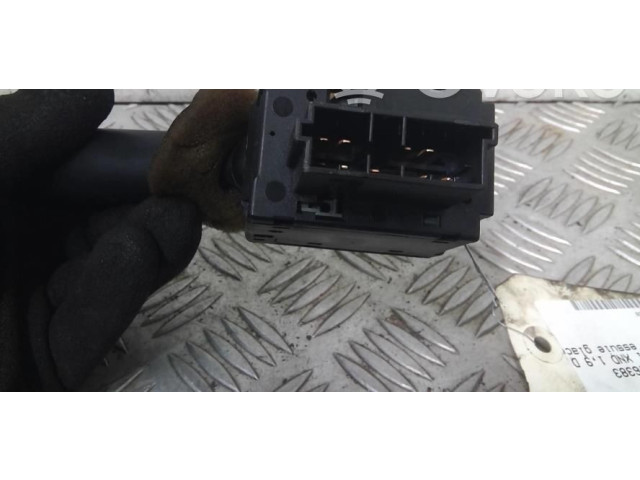 Ручка стеклоочистителей 623983 Peugeot 306