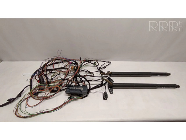 Комплект гидравлики задней крышки