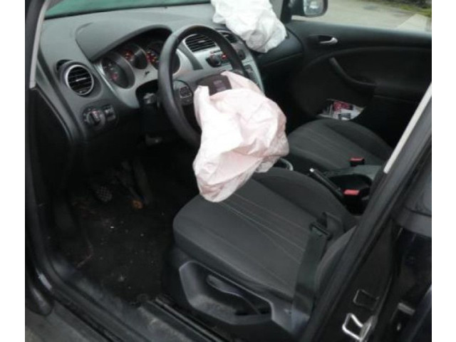 Přístrojová deska Seat Altea XL 2011 1P0920850N