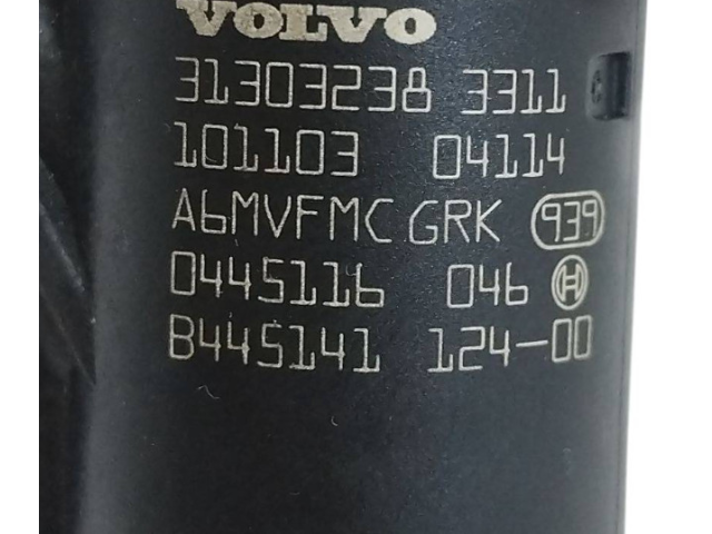 Форсунка 31303238, 0445116046    Volvo S60  D 5204 T3, D 5204 T2 