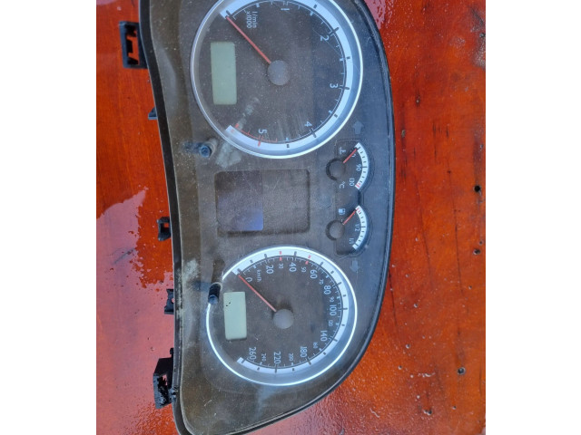 Панель приборов    Volkswagen Bora       