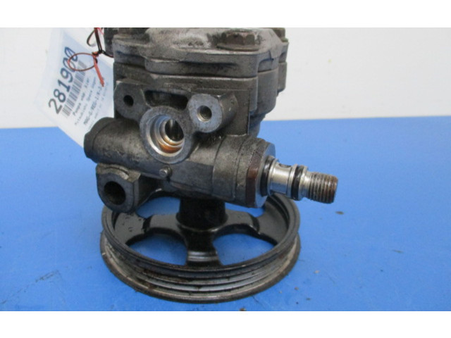 Рулевая рейка Насос усилителя руля Mitsubishi Space Wagon 1992 - 1998 года