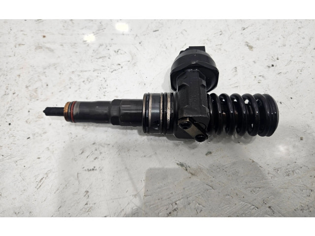 Форсунка 036130073BN Volkswagen Golf Plus