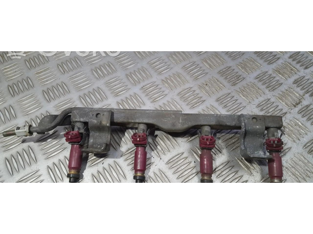 Топливная рампа 1955003310, 195500-3310 Mazda 3 I 1.6