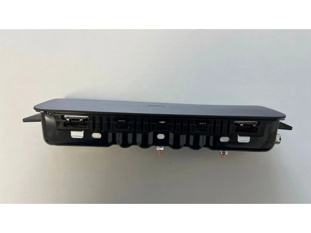 Подушка безопасности для колен    BMW X3 G01