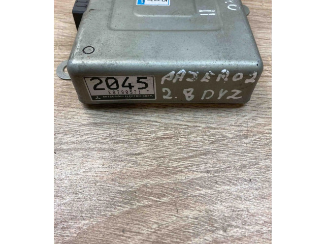 Řídící jednotka MK322045, K8T80571 Mitsubishi Pajero 1991