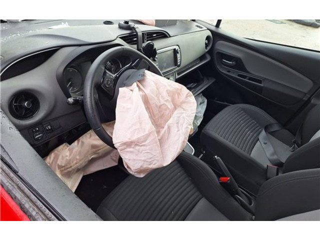 Přístrojová deska Toyota Yaris 2017 83800f5440