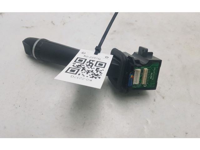 Ручка стеклоочистителей 30773047, K0-2237G   Volvo V70