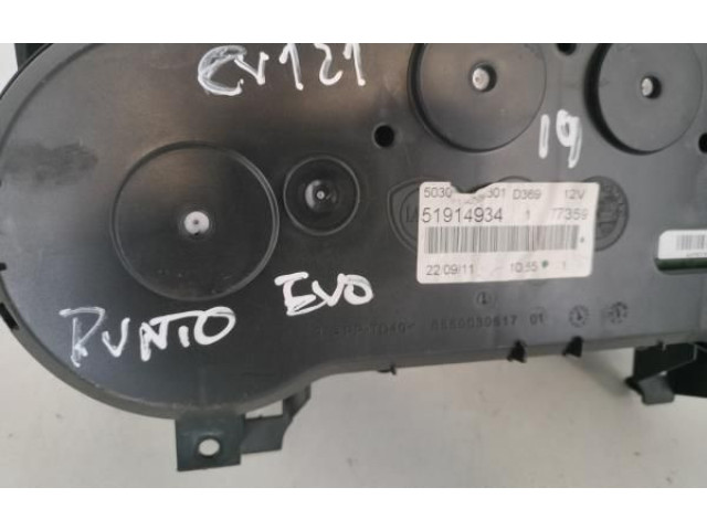 Přístrojová deska Fiat Punto Evo 2011 51914934