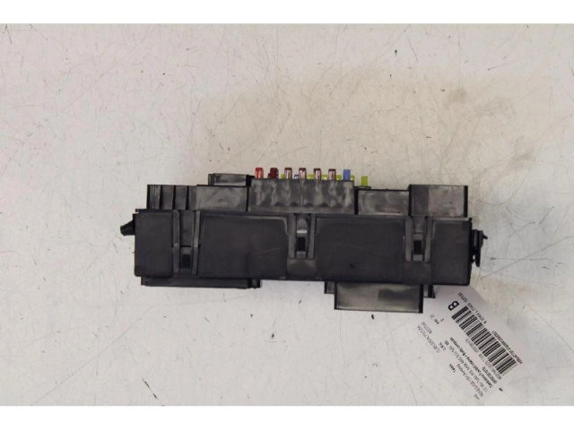 Блок предохранителей Jeep Renegade