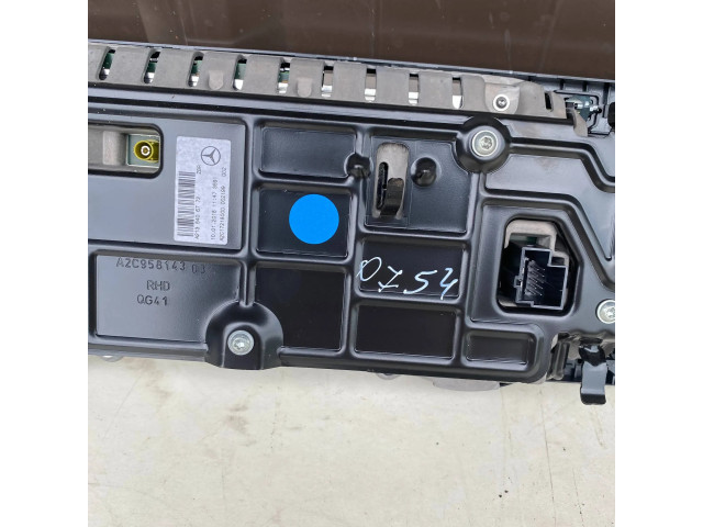 Přístrojová deska Mercedes-Benz E W213 2016 061965316A, A2135406772