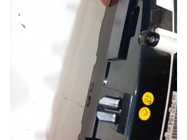 Спидометр (приборный щиток) 9828218480 Citroen C3 Aircross