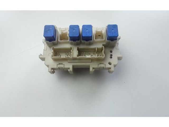 Блок предохранителей 1MA0B0J14 Infiniti M Y51