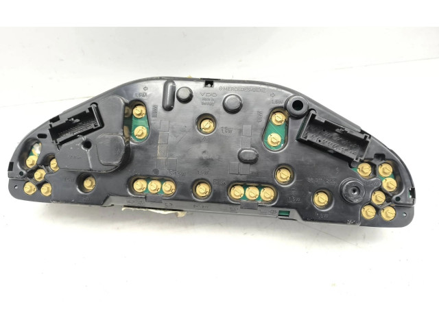 Přístrojová deska Mercedes-Benz C W202 1999 A2024403411, 110080064002