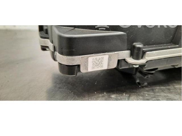 Панель приборов 36010422 Volvo XC40