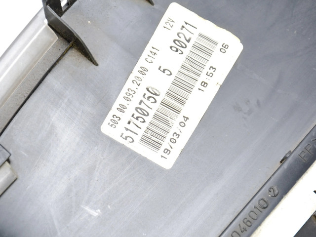 Přístrojová deska Fiat Doblo 2004 51750750, 555000460102