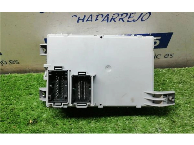 Блок предохранителей  519217590   Opel Combo D    