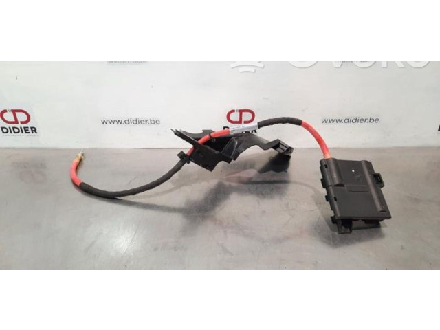 Блок предохранителей 4KE937517A, 4KL971228 Audi e-tron