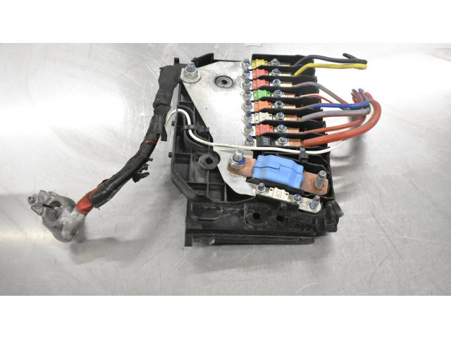 Блок предохранителей AV6T-14A007-BC   Ford Transit -  Tourneo Connect    