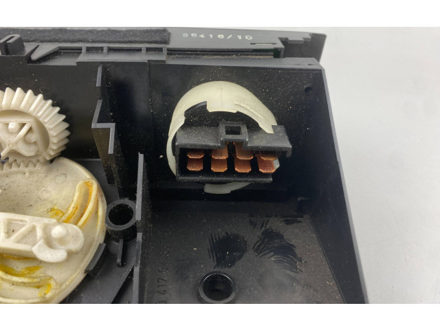 Блок управления климат-контролем 30804633 Volvo S40, V40