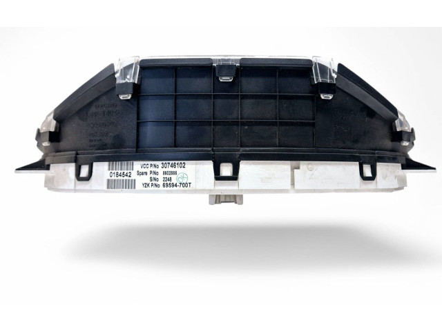 Панель приборов 69594700T, 30746102 Volvo V70