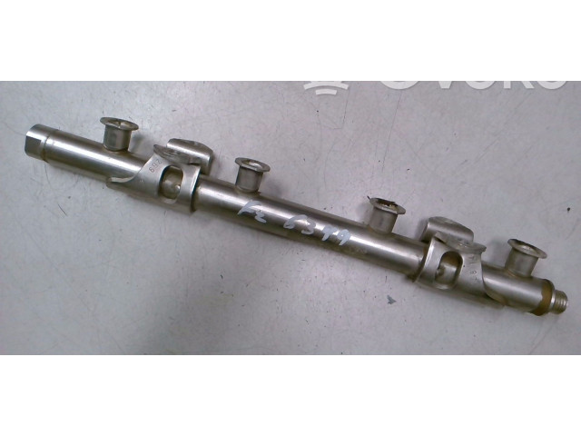 Топливная рампа 04E133320D Skoda Fabia Mk3 (NJ)