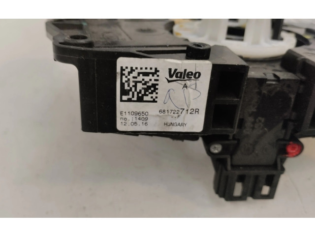 Подушка безопасности водителя 681722712R Dacia Duster