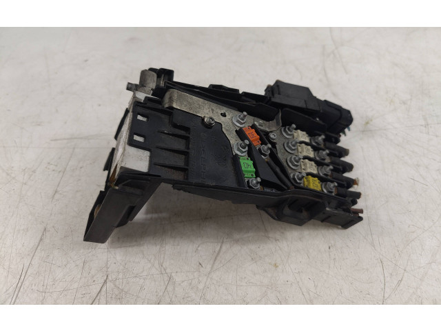 Pojistková skříňka 9666527580 Peugeot 3008 2011