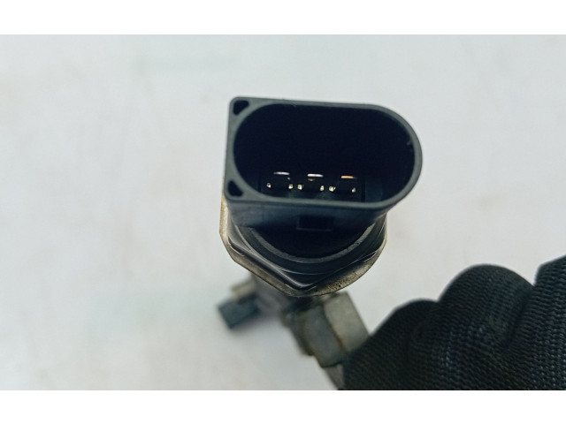 Vstřikovací lišta A6510700495 Mercedes-Benz GLA W156